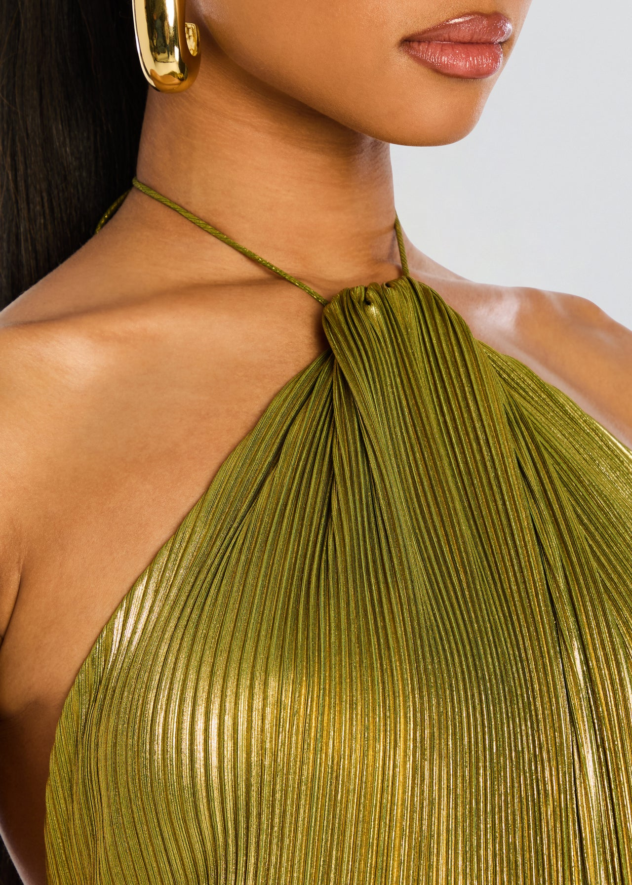 Karalina – Długa sukienka o zmysłowym kroju i luksusowym wykończeniu